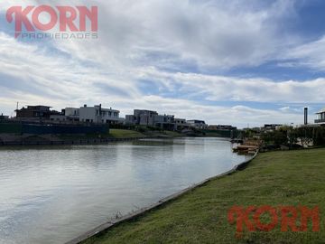 Lote al lago central Barrio Virazon Nordelta