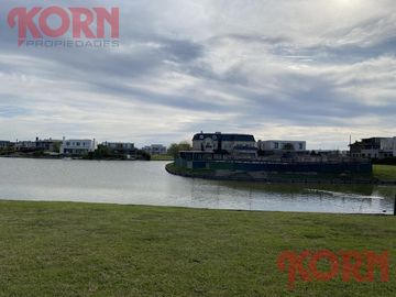 Lote al lago central Barrio Virazon Nordelta