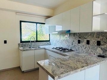 Departamento en renta en Blossom Grand Park, Puerto Vallarta, sin muebles