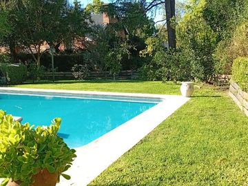 Lote en Venta, 700m2, en Los Cardales Country Club, Campana