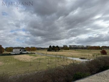 Venta y Alquiler Departamento 2 Amb con Muebles en Pilará con Vista al Golf