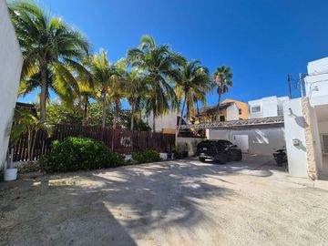 Casa de playa en VENTA  frente al Mar entre Chicxulub y Uaymitún