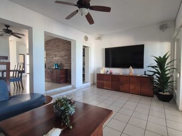 Casa de playa en VENTA  frente al Mar entre Chicxulub y Uaymitún