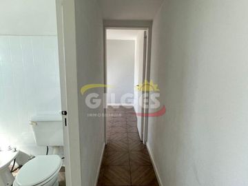 Alquiler de Oficina 2 Ambientes  en Ramos Mejia  Céntrica  Ideal Uso Profesional o Vivienda.
