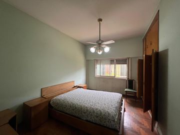 Casa de cuatro ambientes alquiler Wilde galpon