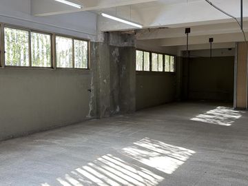 Venta de Local en Esquina sobre Lote Propio