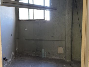 Venta de Local en Esquina sobre Lote Propio