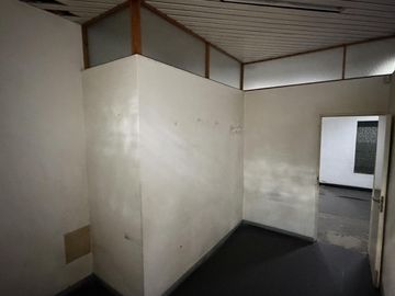 Venta de Local en Esquina sobre Lote Propio