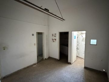 Venta de Local en Esquina sobre Lote Propio