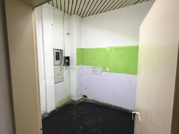 Venta de Local en Esquina sobre Lote Propio