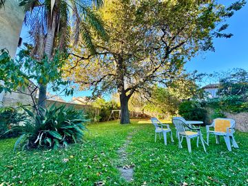 Gran chalet con increíble jardín en Olivos - Vicente López