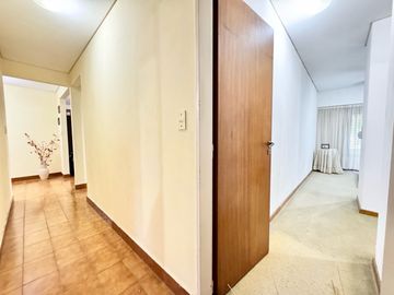 Gran chalet con increíble jardín en Olivos - Vicente López
