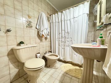 Gran chalet con increíble jardín en Olivos - Vicente López