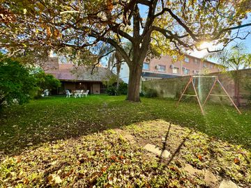 Gran chalet con increíble jardín en Olivos - Vicente López