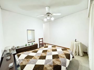Gran chalet con increíble jardín en Olivos - Vicente López