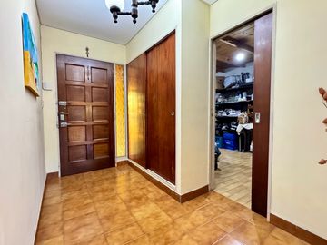 Gran chalet con increíble jardín en Olivos - Vicente López