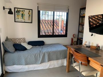 Venta casa en Olivos refaccionada a nuevo