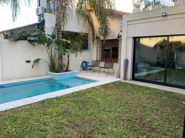 Venta casa en Olivos refaccionada a nuevo