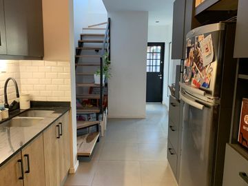 Venta casa en Olivos refaccionada a nuevo