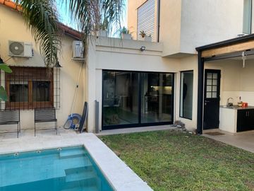 Venta casa en Olivos refaccionada a nuevo