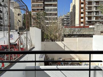 VENTA DEPARTAMENTO DIVISIBLE CON PATIO Y BALCON. AMENITIES