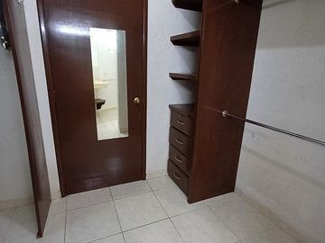 CASA EN VENTA EN MERIDA F-2143, 3 REC. CLUB DE GOLF LA CEIBA $11,500,000