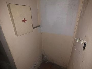 Santa Catalina 216 - Terreno libre -  Casa a  reciclar - Doble Lote - Llavallol