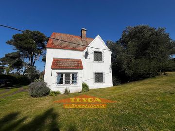 Venta, Casa de 5 ambientes C/ Dep, Zona Centro, Pinamar