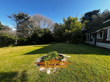 Venta, Casa de 5 ambientes C/ Dep, Zona Centro, Pinamar