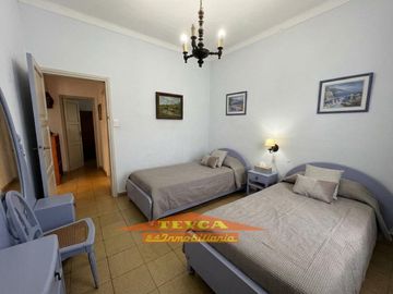 Venta, Casa de 5 ambientes C/ Dep, Zona Centro, Pinamar