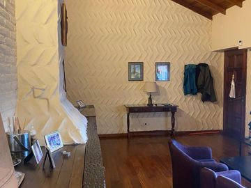 Venta casa PB, 2 dormitorios, terraza y parrilla