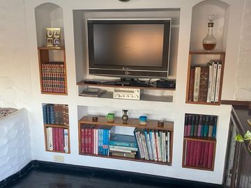 Venta casa PB, 2 dormitorios, terraza y parrilla