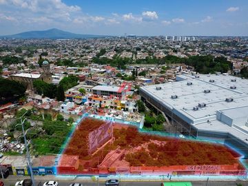 Terreno Comercial en Venta  El Batán Zapopan 2224 m2 con 85m de Frente