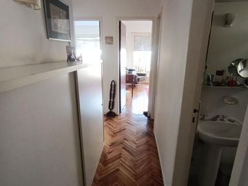 Excelente Piso en Flores