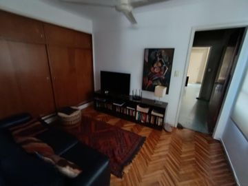 Excelente Piso en Flores