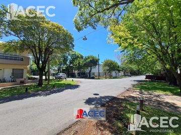 Venta  - Casa  - Fisherton -