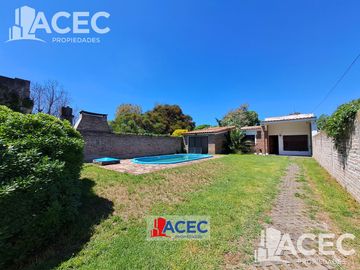 Venta  - Casa  - Fisherton -