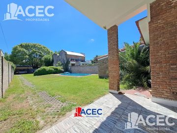 Venta  - Casa  - Fisherton -