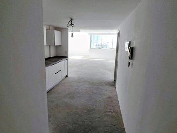 EDIFICIO KOR OFFICE - CONTRAFRENTE - PISO 13 - Opcional Venta Segunda Cocheras desde u$35.000