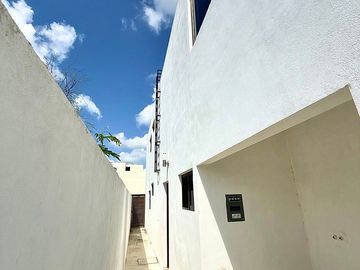 CASA NUEVA CON AMPLIO TERRENO  EN VENTA – DZITYÁ, MÉRIDA, YUCATÁN