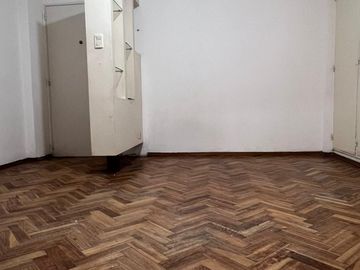 Monoambiente Con Cocina Independiente | Excelente Ubicación