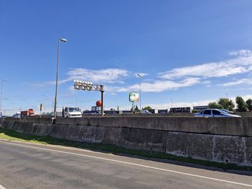 Edificio Comercial en Munro
