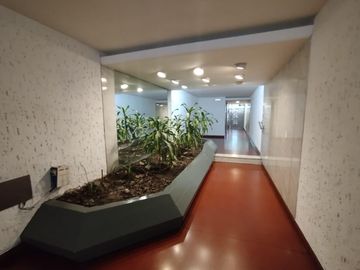 3 AMBIENTES CFTE BALCON - COCHERA Y BAULERA - 63 m2