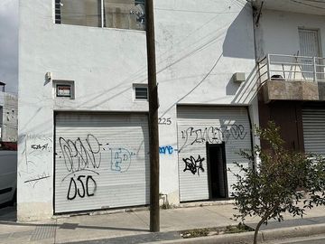 Bodega en renta Paraísos del Colli.!