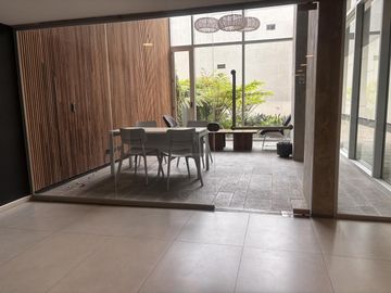 Dos ambientes con gran patio en Caballito