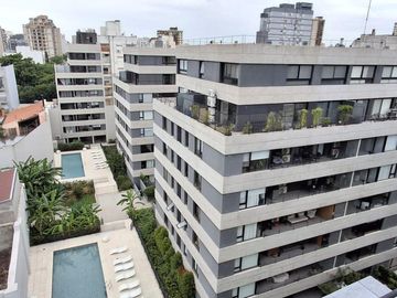 Dos ambientes con gran patio en Caballito