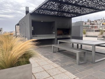 Dos ambientes con gran patio en Caballito