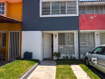 Casa en venta en Villas Otero cerca de Av. Mariano Otero