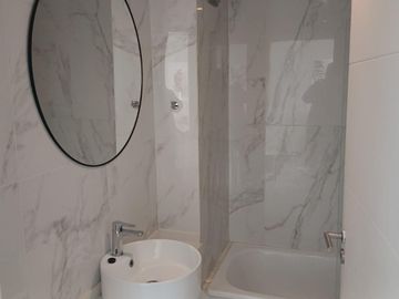 Departamento Amoblado 2 Amb piso 9A con cochera en  Brickell Tigre - Gba Norte