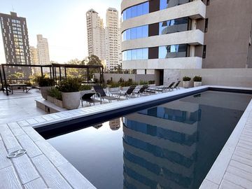 Departamento Amoblado 2 Amb piso 9A con cochera en  Brickell Tigre - Gba Norte